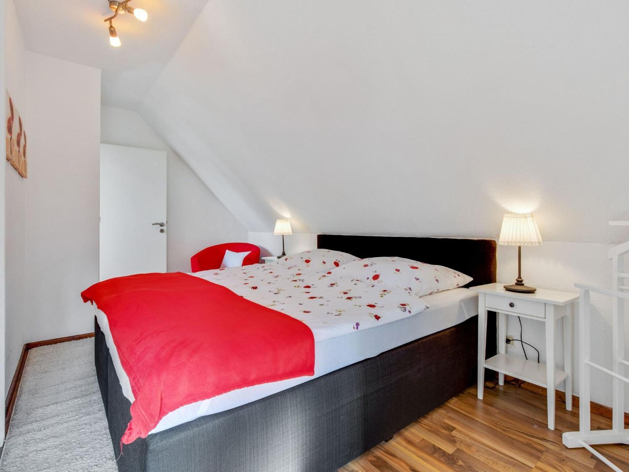 Enticing Holiday Home In Oldenburg With Garden Near Sea Dannau Exteriör bild