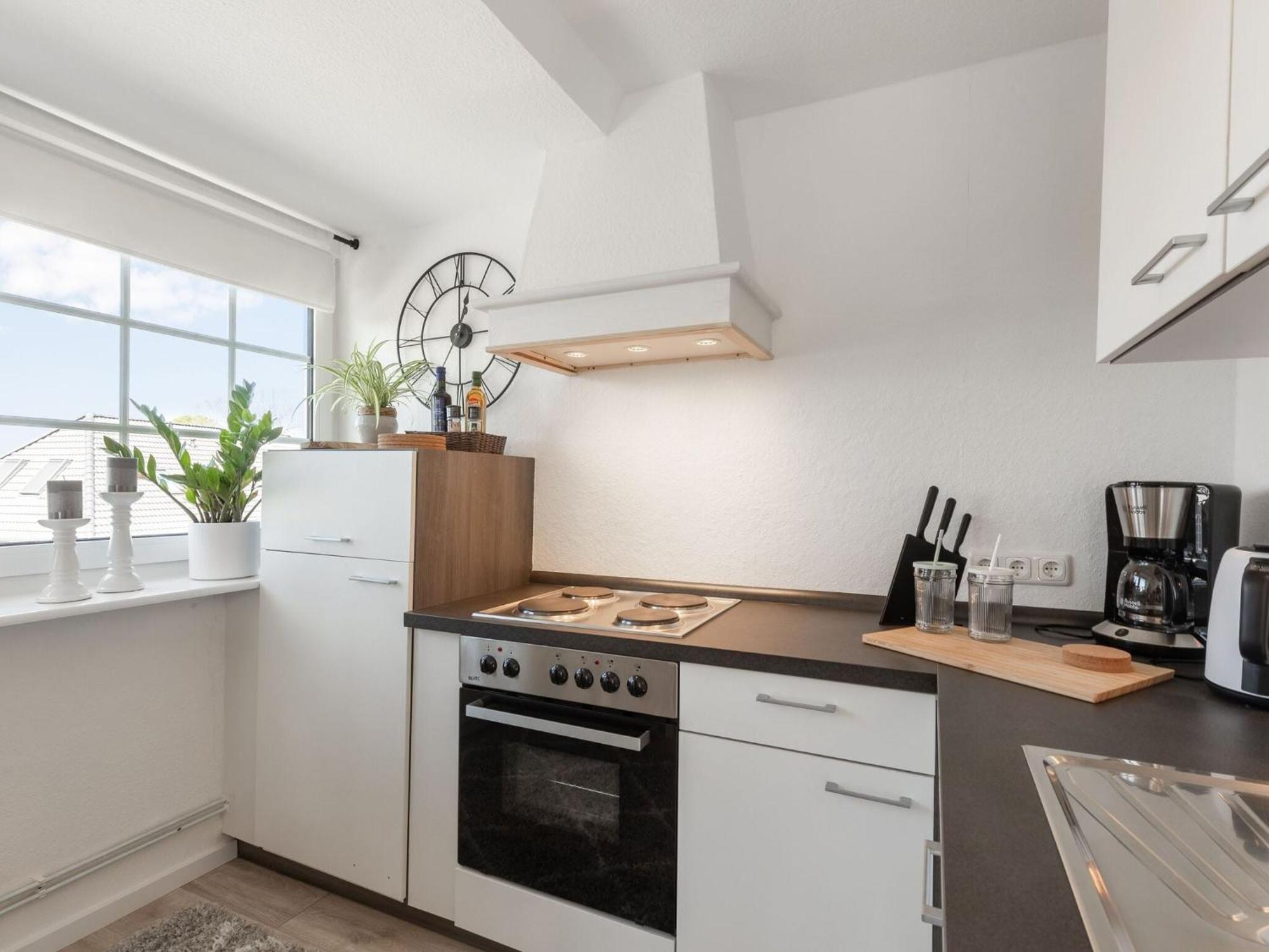Enticing Holiday Home In Oldenburg With Garden Near Sea Dannau Exteriör bild